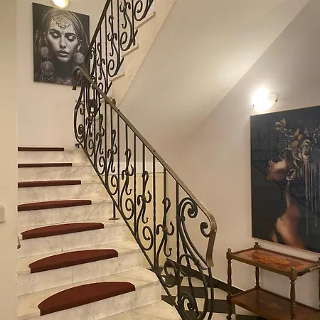 House Of Binici אכסניה ורשה