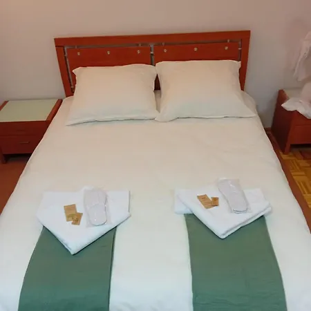 Albergue House Of Binici