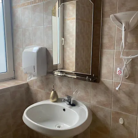 House Of Binici Auberge de jeunesse *