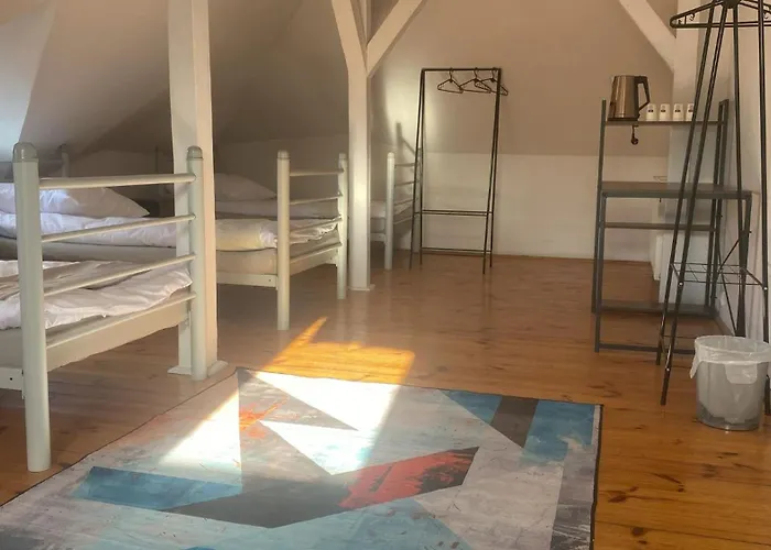 House Of Binici * Varsovie